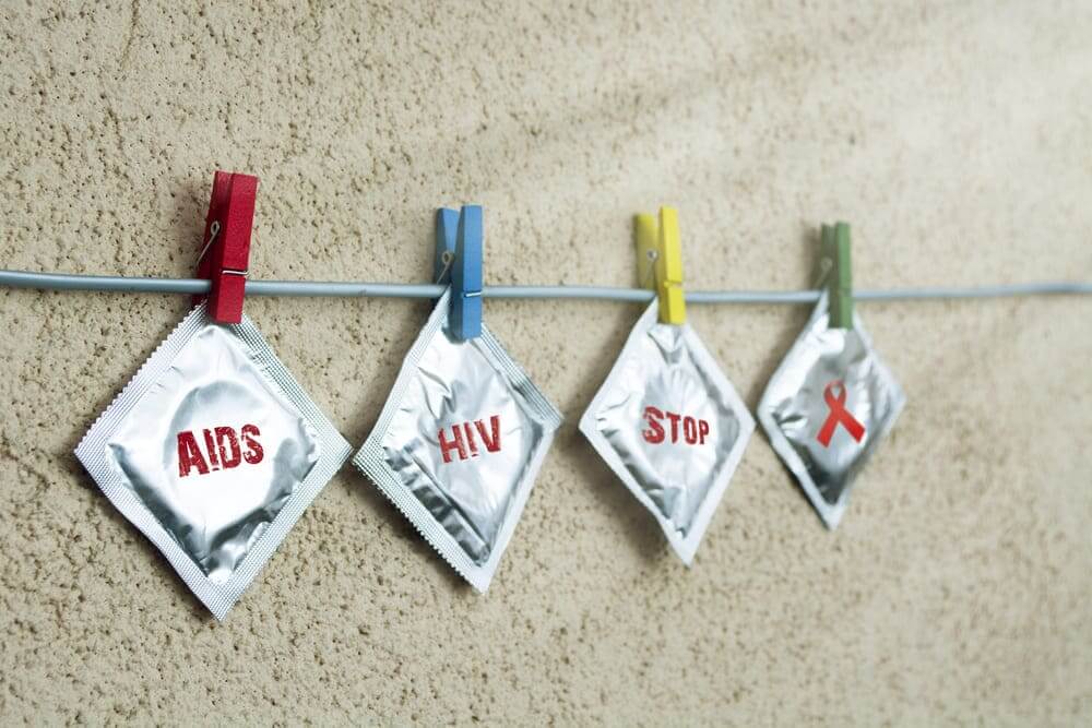 コンドーム（AIDS,HIV,STOP,ribbon）